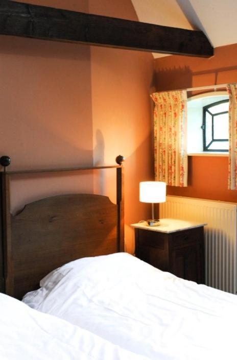 Bed & Breakfast De Neust Beesd Bagian luar foto