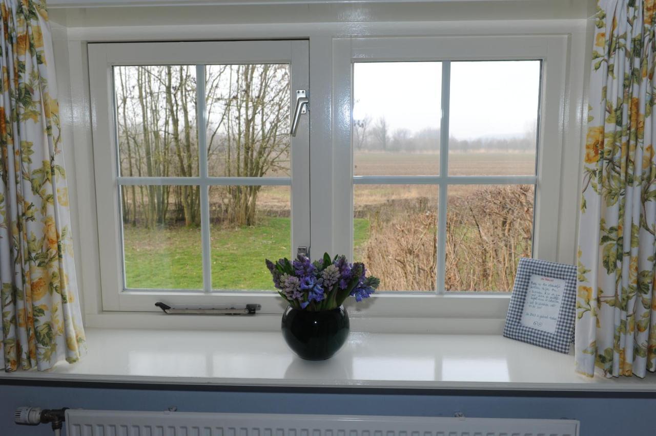 Bed & Breakfast De Neust Beesd Bagian luar foto