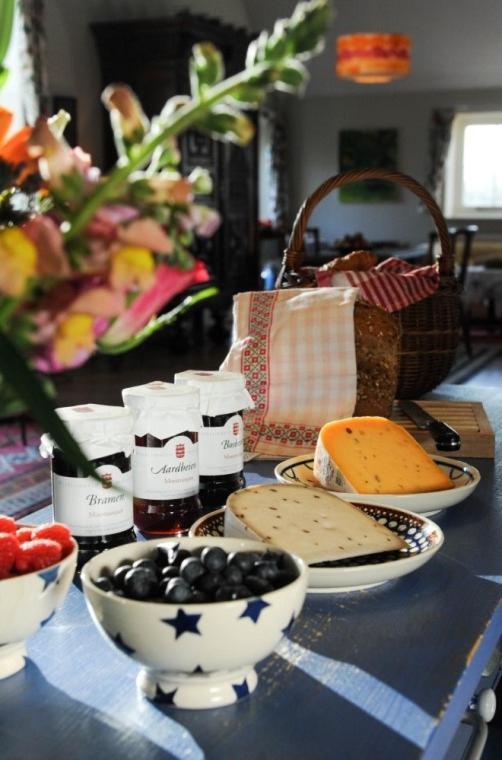 Bed & Breakfast De Neust Beesd Bagian luar foto