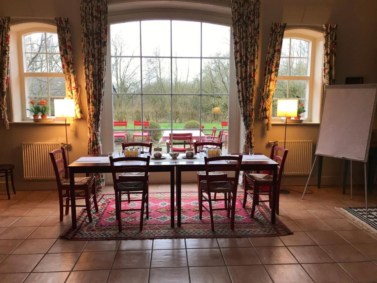Bed & Breakfast De Neust Beesd Bagian luar foto
